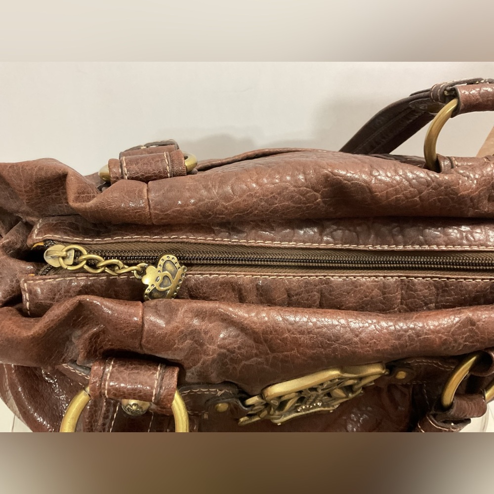 Kathy Van Zeeland Chocolate Shoulder Bag with Brass Details - Picture 9 of 11